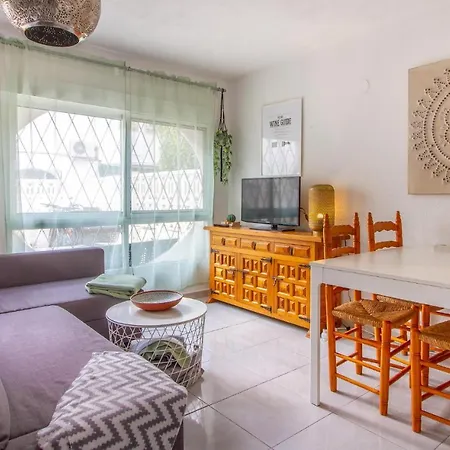 3 Bedroom Gorgeous In Holiday home El Campello